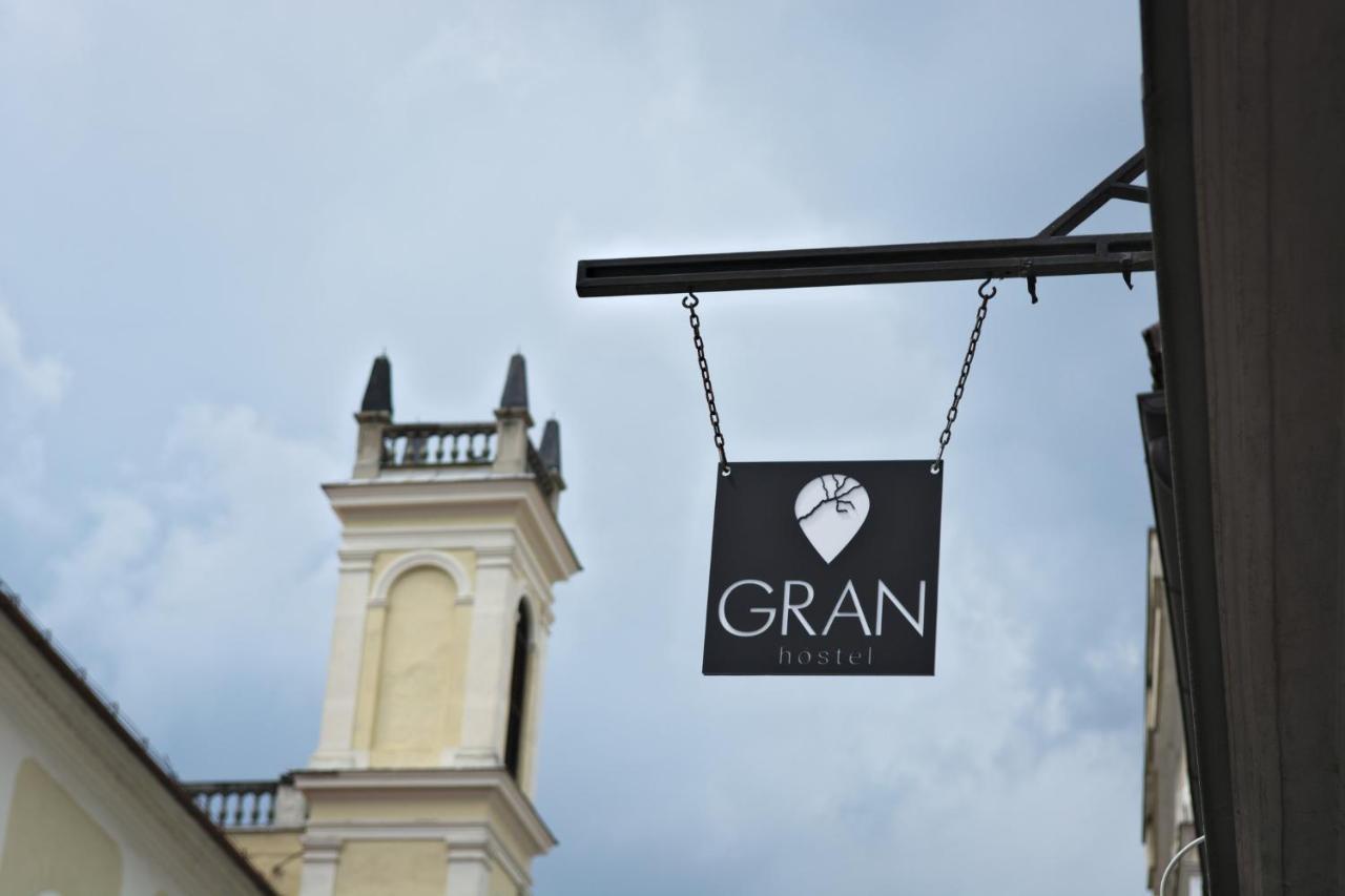 Gran Hostel Banská Bystrica Esterno foto