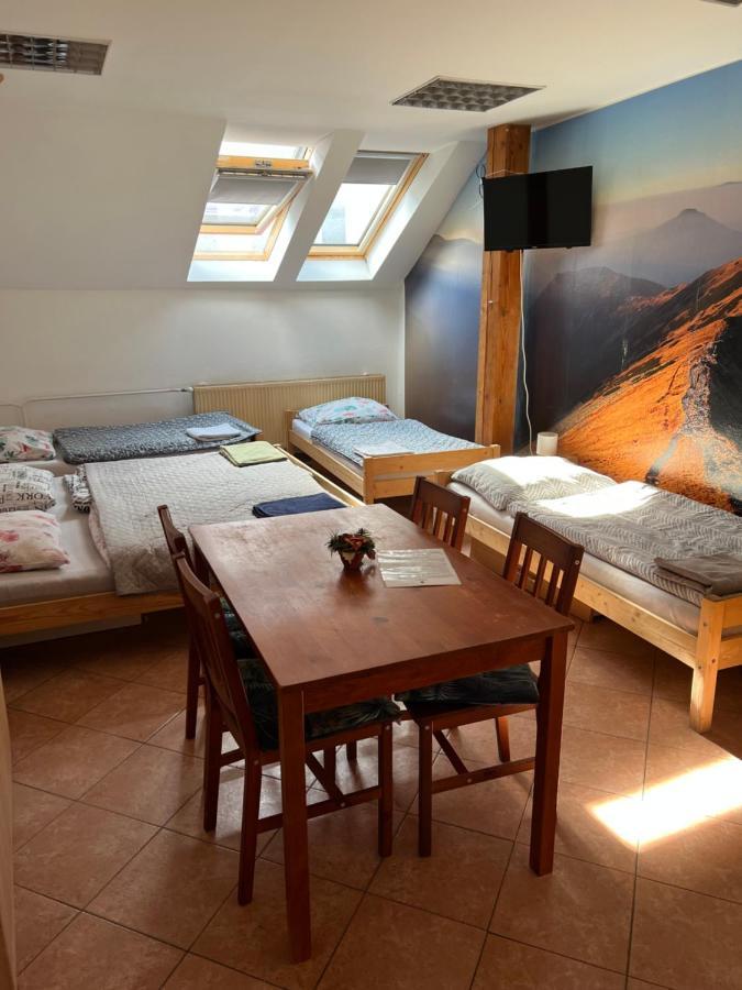Gran Hostel Banská Bystrica Esterno foto